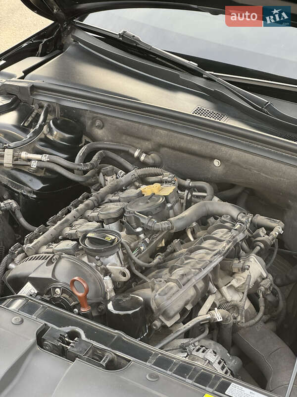 Седан Audi A4 2015 в Киеве