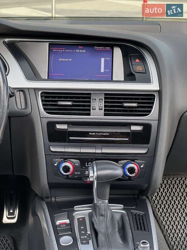 Седан Audi A4 2015 в Киеве