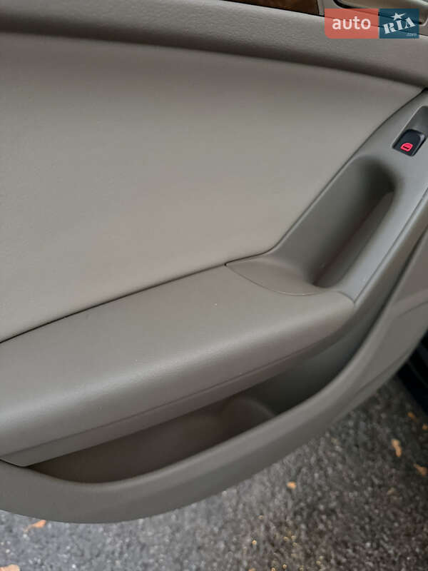 Седан Audi A4 2010 в Владимире фото 52 Седан Audi A4 2010 в Владимире