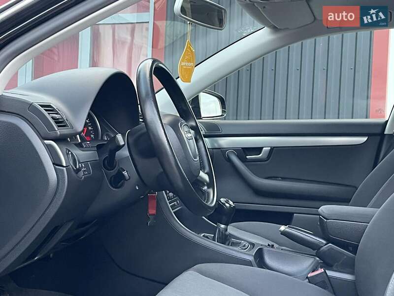 Седан Audi A4 2005 в Кам'янському