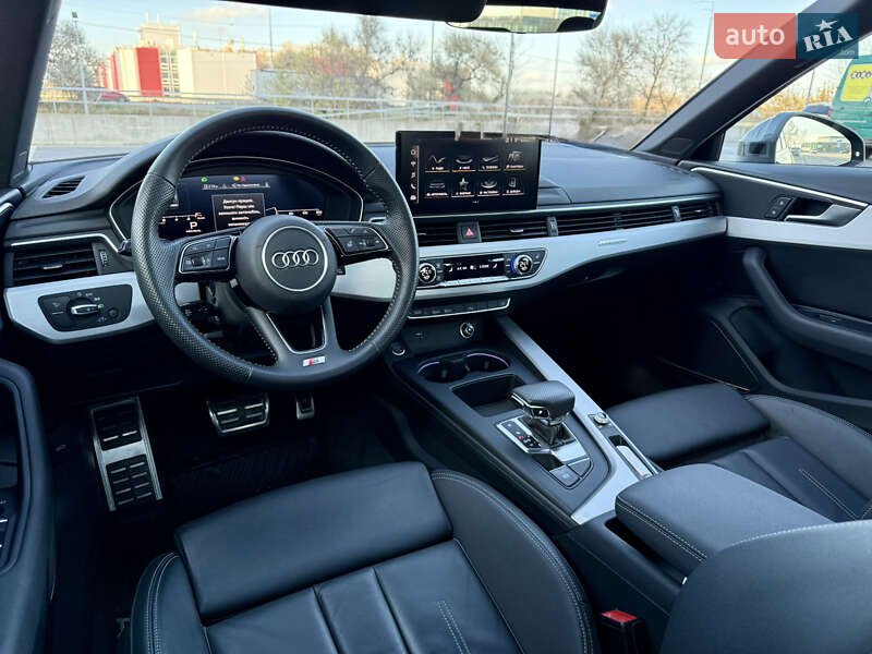 Седан Audi A4 2020 в Киеве