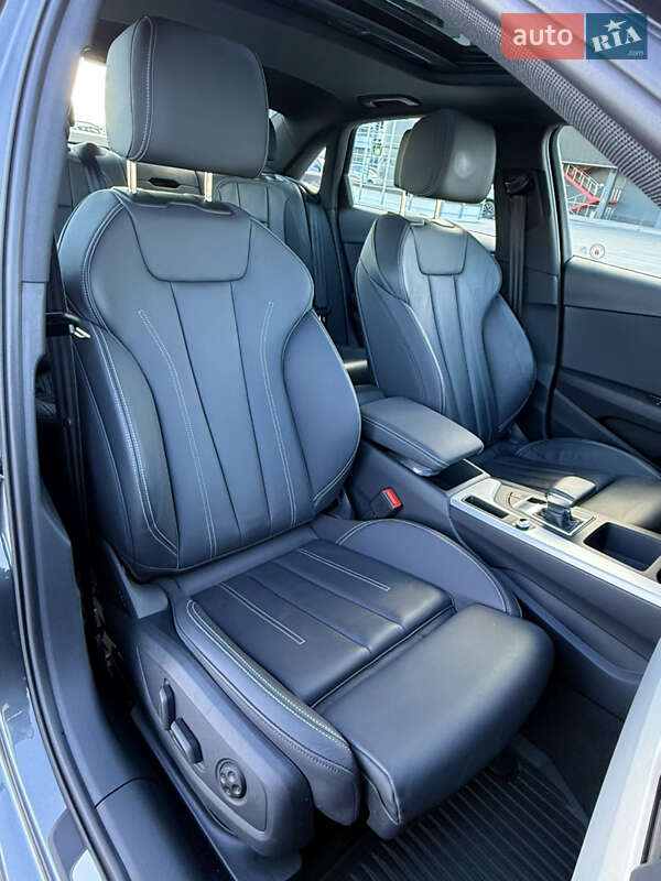 Седан Audi A4 2020 в Киеве