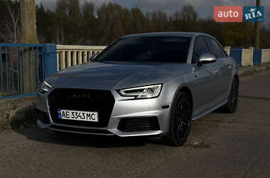 Седан Audi A4 2018 в Новомосковську