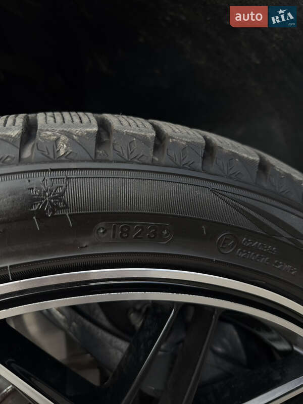 Седан Audi A4 2018 в Новомосковске