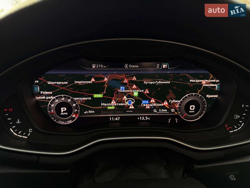 Седан Audi A4 2018 в Новомосковске