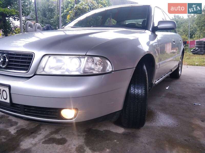 Седан Audi A4 1999 в Самборі фото 2 Седан Audi A4 1999 в Самборі