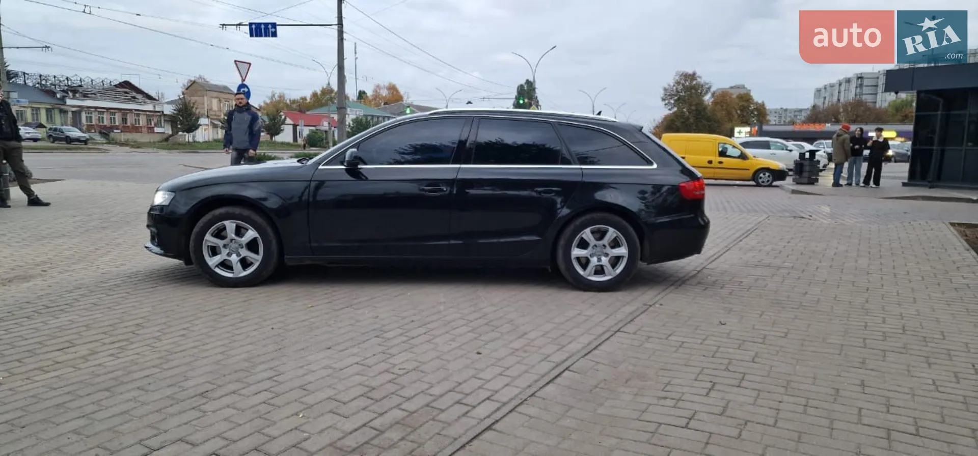 2010 Audi A4 - мініатюра 7