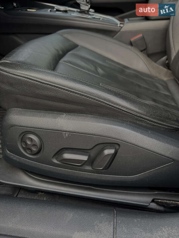 Седан Audi A4 2016 в Тернополі