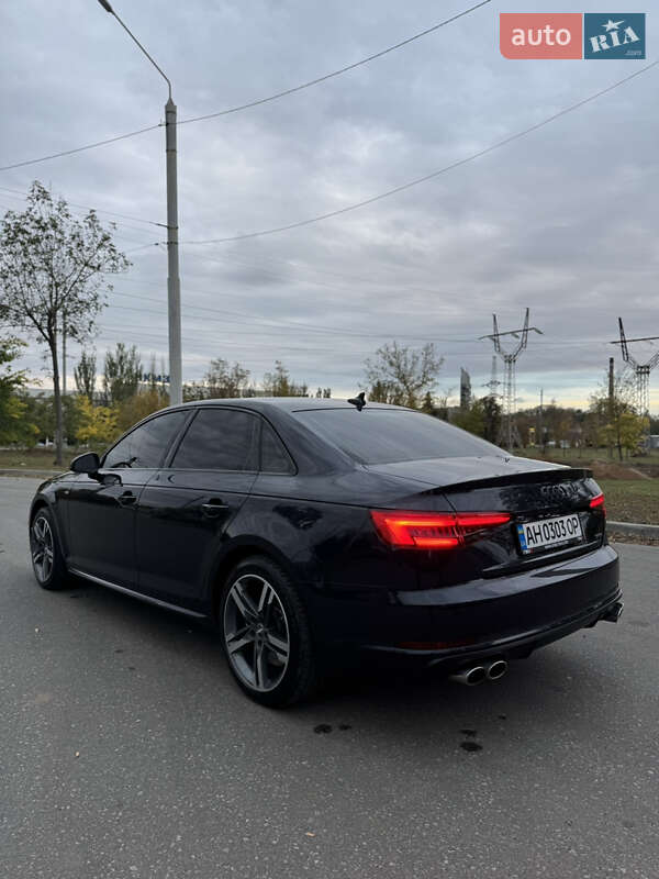 Седан Audi A4 2016 в Краматорске
