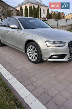 Седан Audi A4 2013 в Тернополе