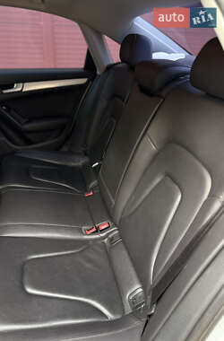 Седан Audi A4 2014 в Гайсине