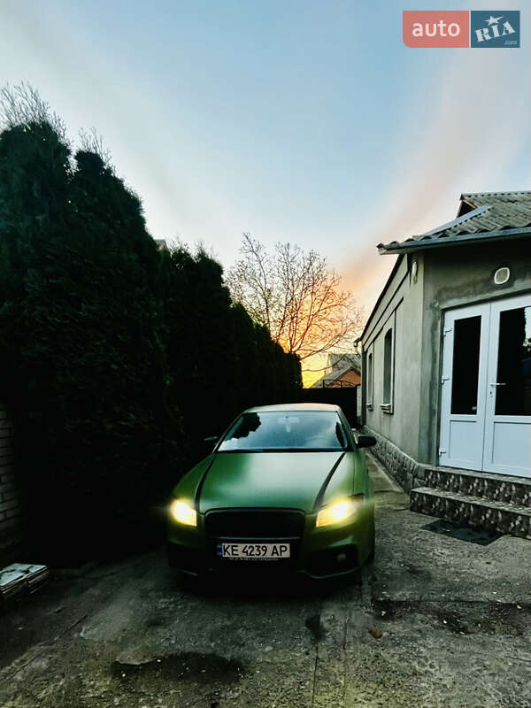 Седан Audi A4 2006 в Умани