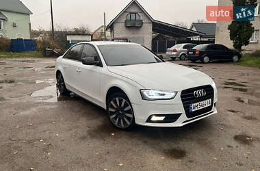 Седан Audi A4 2014 в Житомире