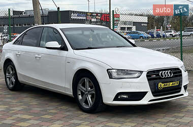 Седан Audi A4 2013 в Стрию