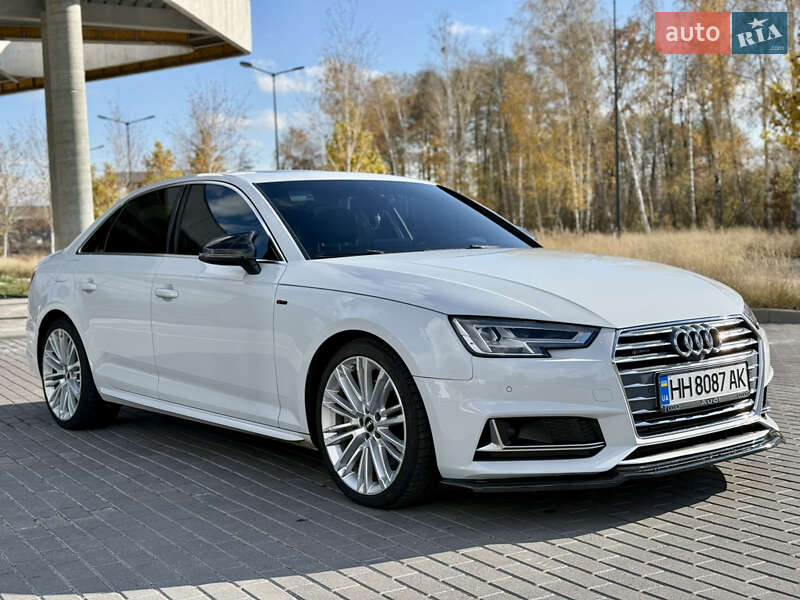 Седан Audi A4 2016 в Києві