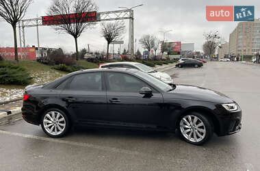 Седан Audi A4 2016 в Киеве