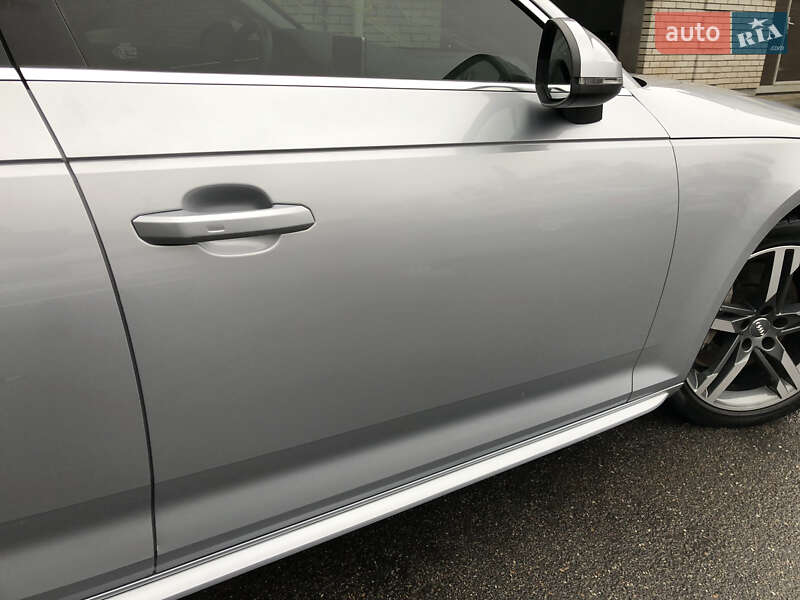 Седан Audi A4 2018 в Ирпене