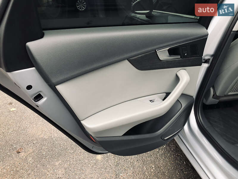 Седан Audi A4 2018 в Ирпене