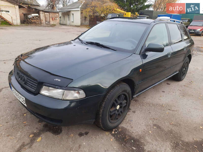 Универсал Audi A4 1996 в Чернигове фото Универсал Audi A4 1996 в Чернигове