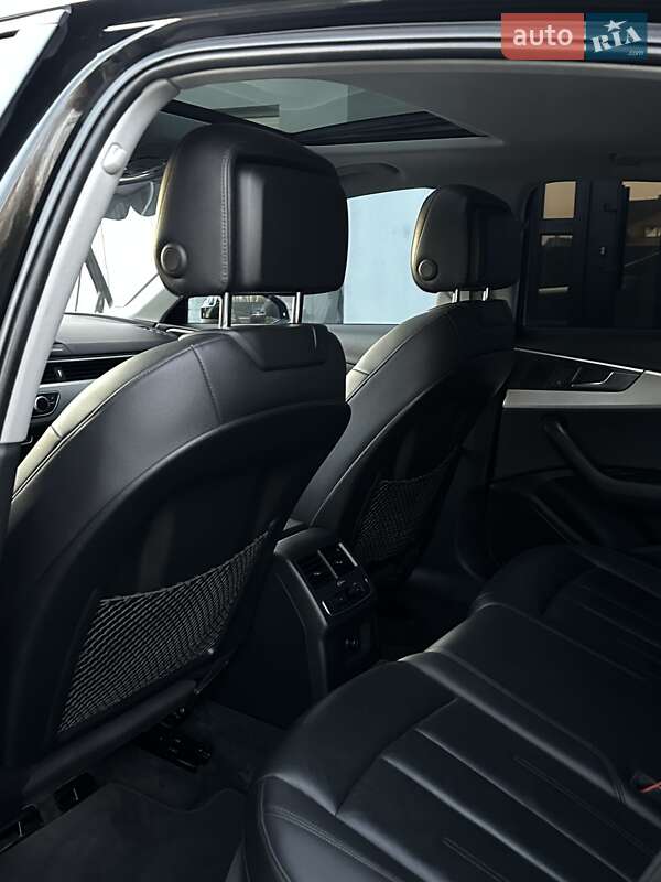 Седан Audi A4 2017 в Любешові