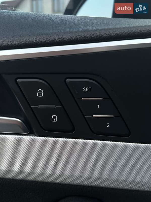 Седан Audi A4 2017 в Любешові