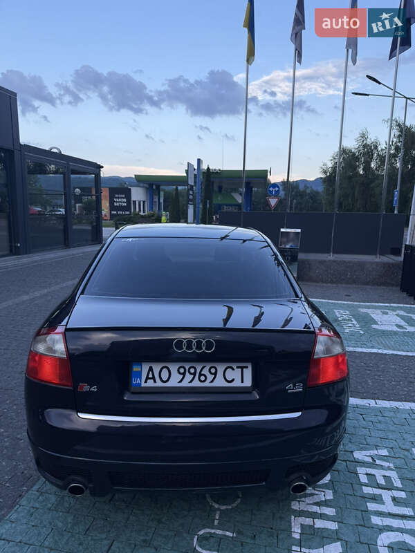 Седан Audi A4 2001 в Тячеве
