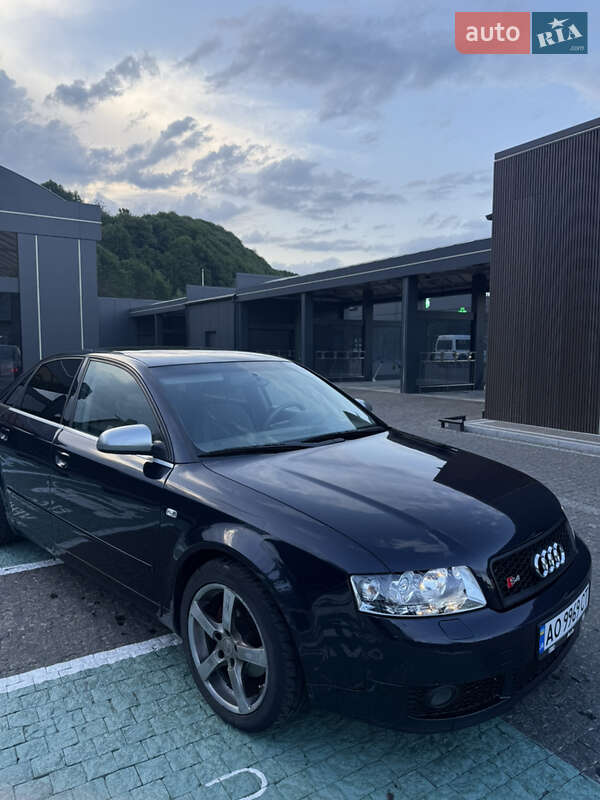 Седан Audi A4 2001 в Тячеве