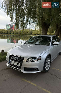 Седан Audi A4 2012 в Рівному