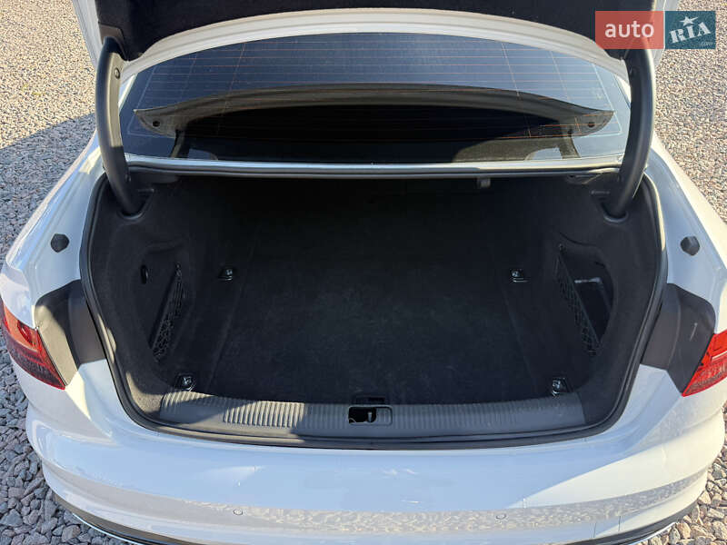 Седан Audi A4 2021 в Києві фото 25 Седан Audi A4 2021 в Києві