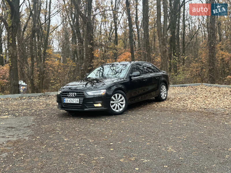 Седан Audi A4 2012 в Харкові