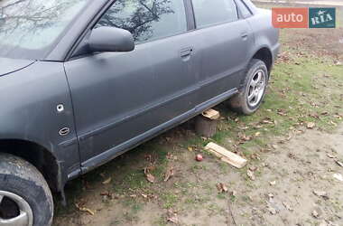 Седан Audi A4 1996 в Бершади