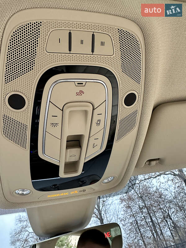 Седан Audi A4 2018 в Києві