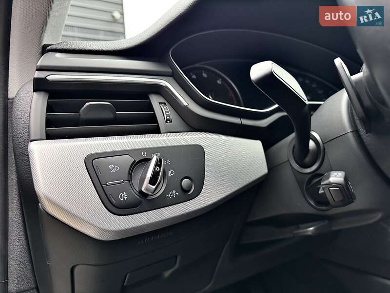 Седан Audi A4 2016 в Києві фото 26 Седан Audi A4 2016 в Києві