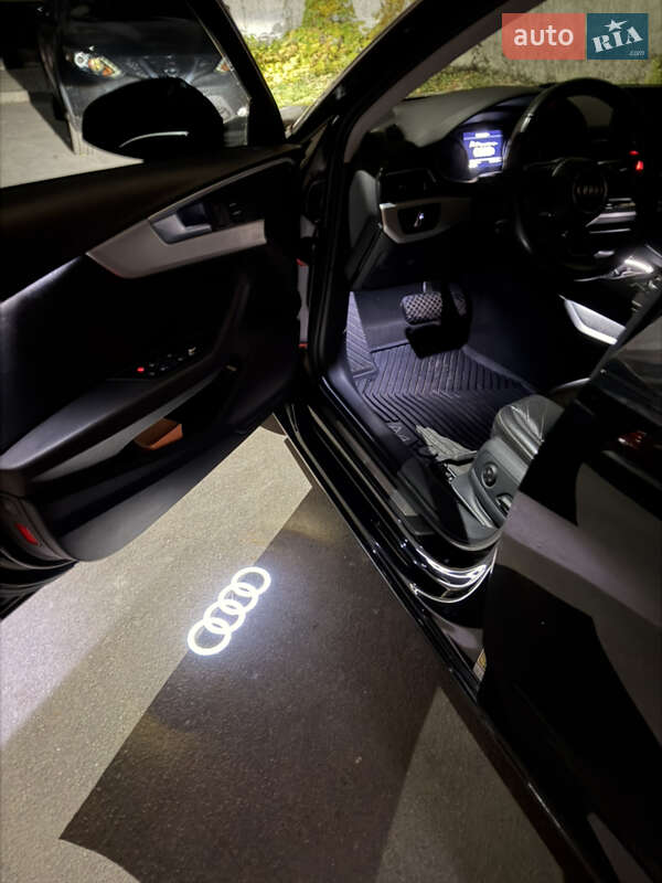 Седан Audi A4 2017 в Тернополе