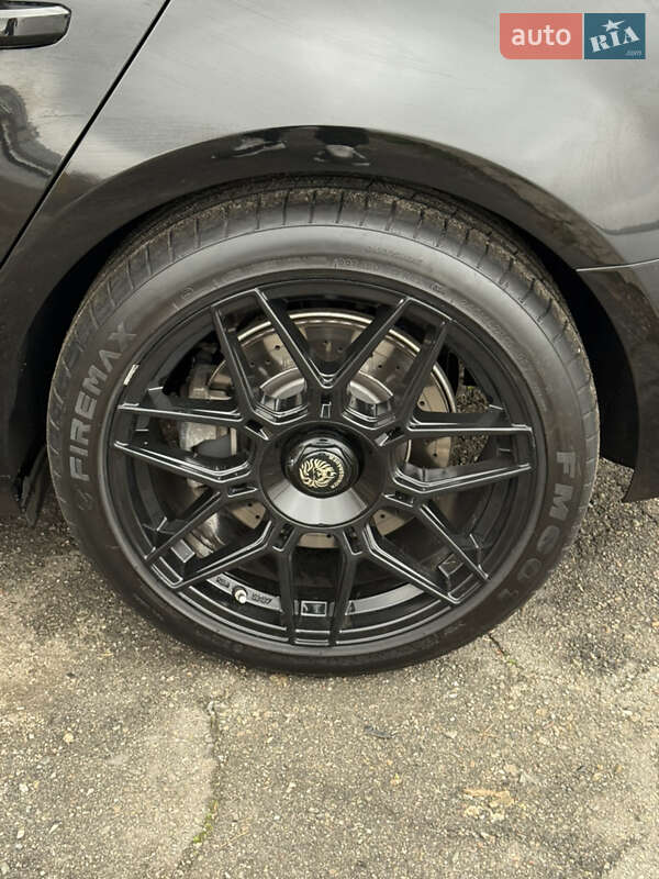 Седан Audi A4 2016 в Дніпрі