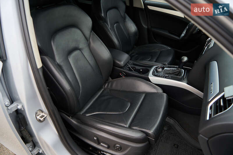 Седан Audi A4 2011 в Києві