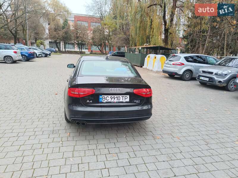 Седан Audi A4 2013 в Львове