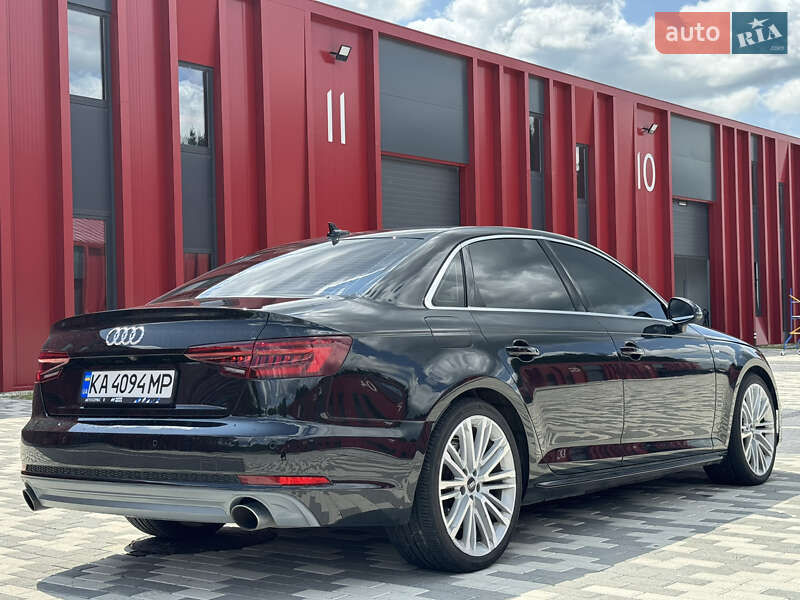 Седан Audi A4 2018 в Киеве