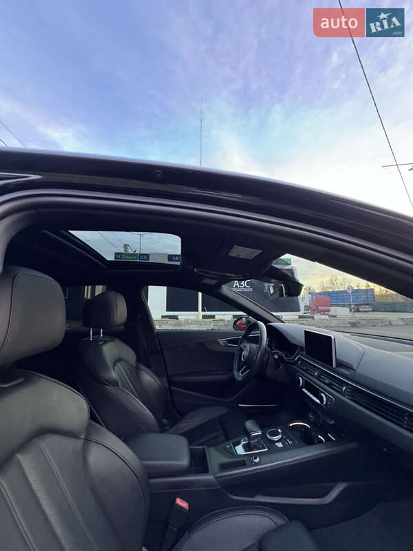 Седан Audi A4 2018 в Киеве