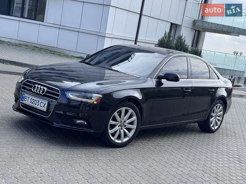 Седан Audi A4 2013 в Одесі