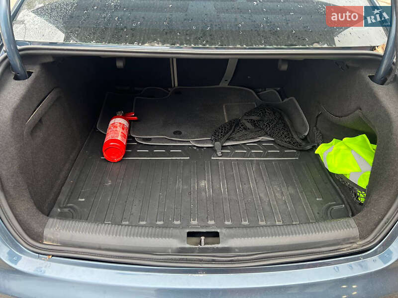 Седан Audi A4 2015 в Харкові фото 16 Седан Audi A4 2015 в Харкові