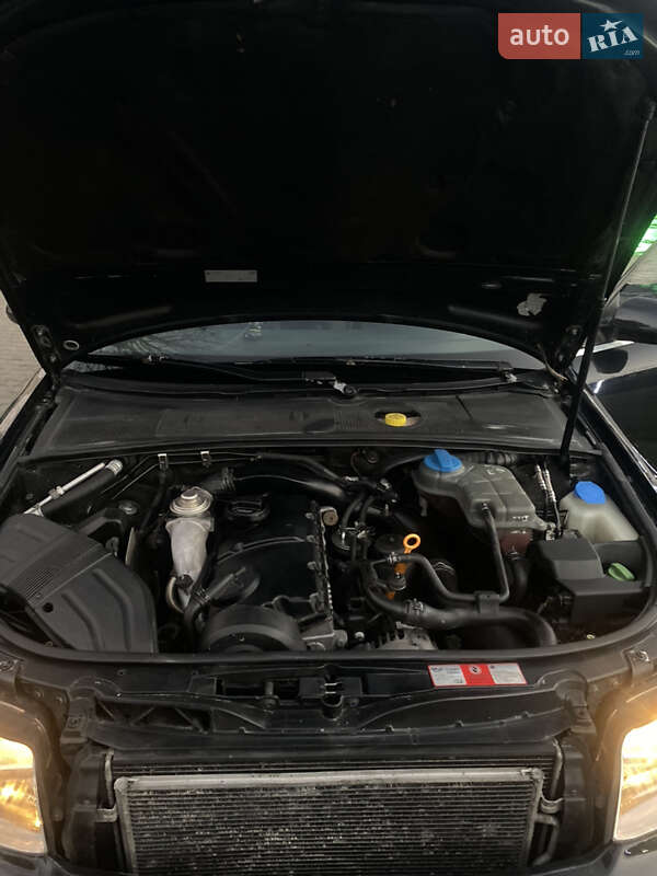 Седан Audi A4 2001 в Самборе