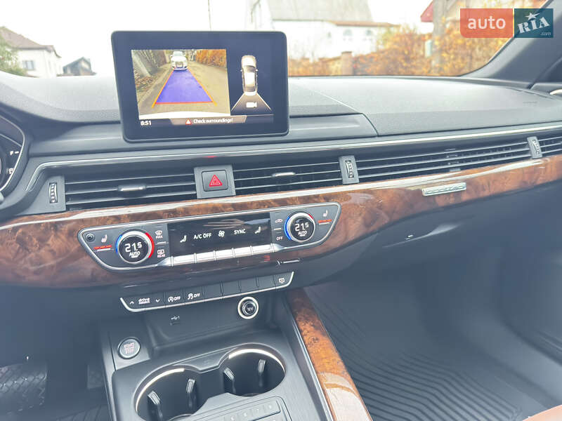 Седан Audi A4 2018 в Києві