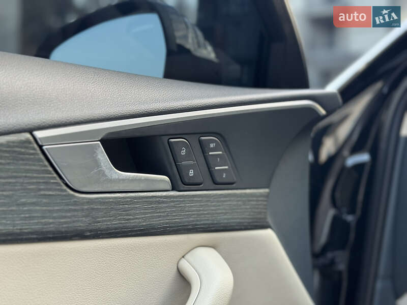 Седан Audi A4 2016 в Тернополе
