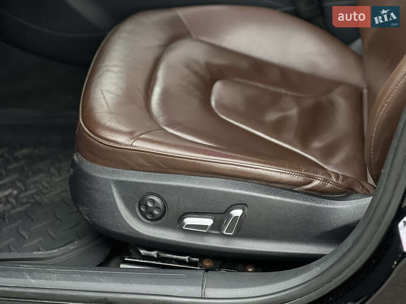 Седан Audi A4 2015 в Києві