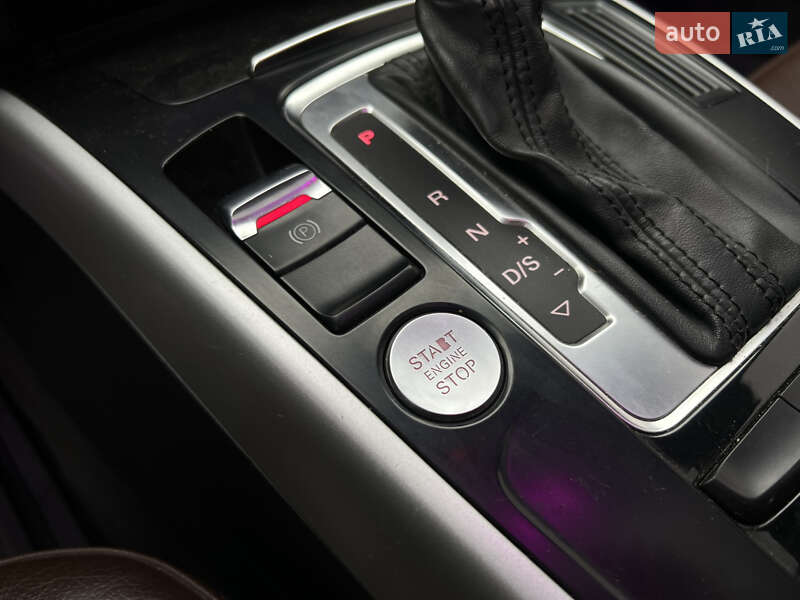 Седан Audi A4 2015 в Києві