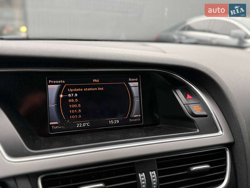 Седан Audi A4 2012 в Киеве