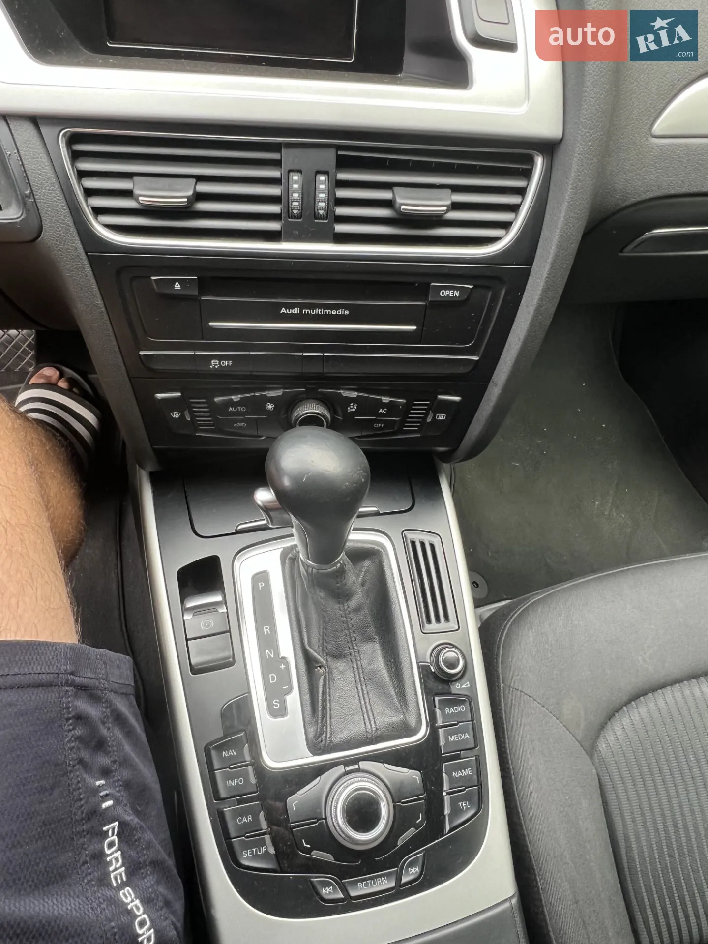 2010 Audi A4 - мініатюра 6