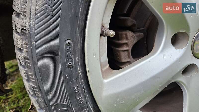 Седан Audi A4 2005 в Барановке