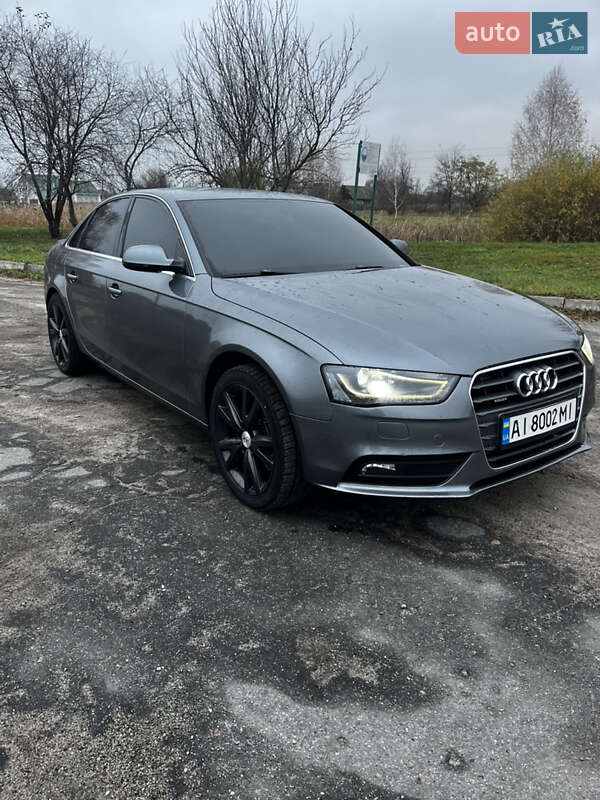 Седан Audi A4 2012 в Баришівка